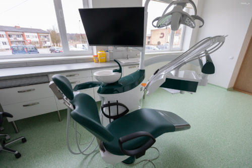 Druvas zobārsniecības kabinets - krēsls
